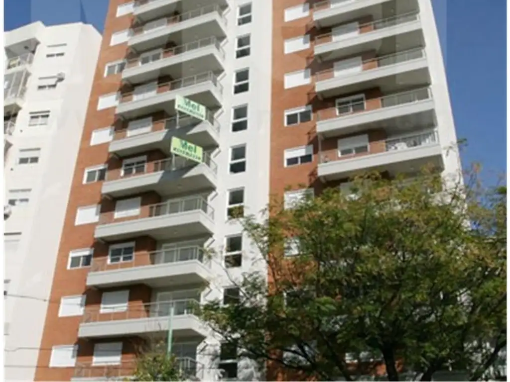 Av Alvarez Thomas 3300, Piso 14