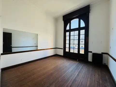 Depto Tipo Casa 10 ambientes con 3 baños