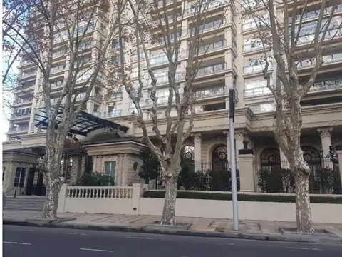 Excelente piso en Torre Chateau de 215 m2 a estrenar!!!