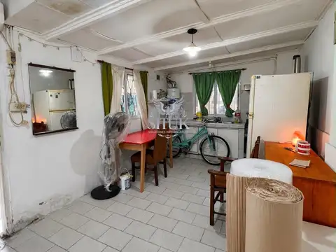 Depto Tipo Casa en Venta 40 años