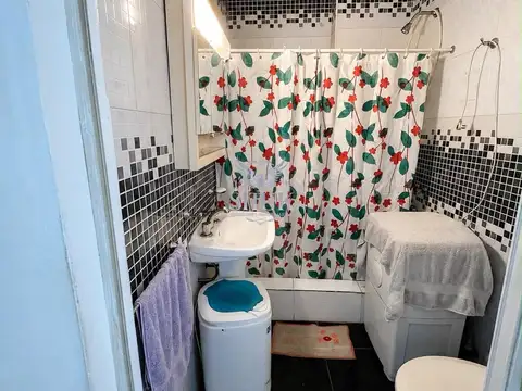 Depto Tipo Casa en Venta con 1 cocheras