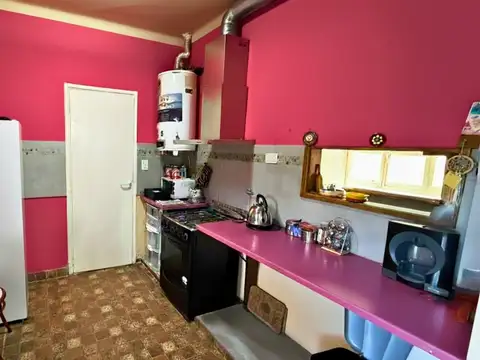 Casa 4 ambientes con 1 baño
