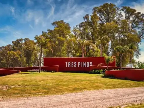 Lote en Barrio Autosustentable - Tres Pinos -  Barrio Laguna