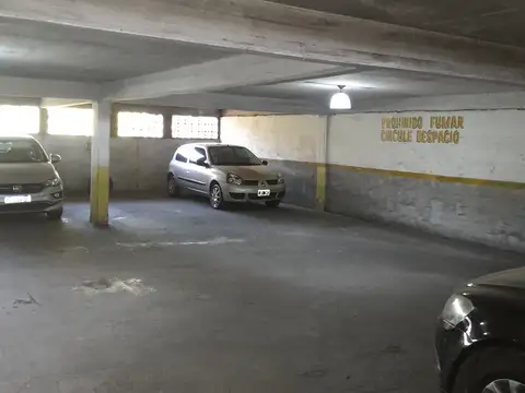 COCHERA EN VENTA EN LANÚS OESTE