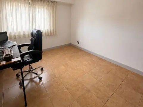3 de Febrero 590 Piso 4 Dto E - SAN LORENZO