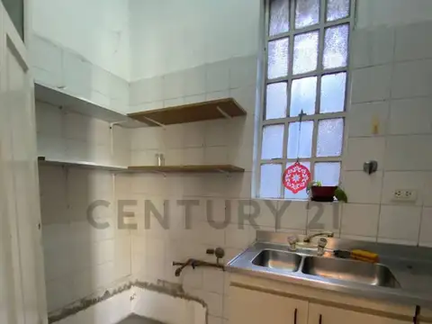 DEPARTAMENTO 6 AMBIENTES EN PLENO CENTRO