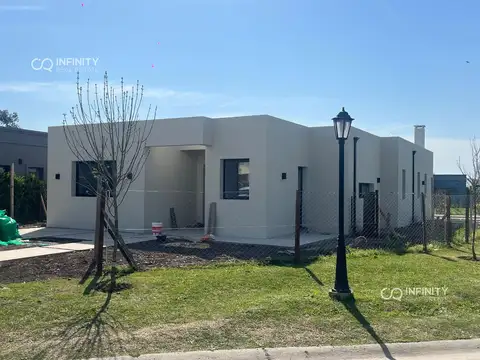 Venta Casa Pilar Del Este Santa Lucía