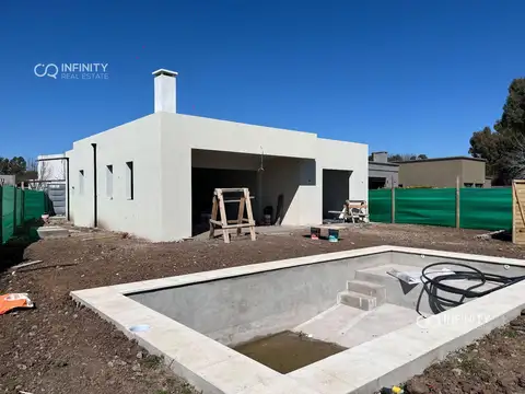 Casa en Venta en Pilar del Este - Santa Lucia, USD 179.000
