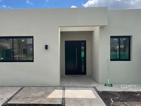 Casa 4 ambientes con 3 baños