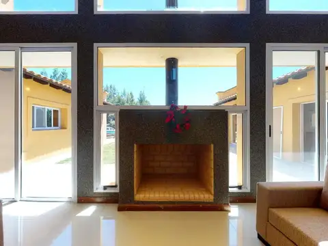 Casa en Venta en Campos De Roca, USD 240.000