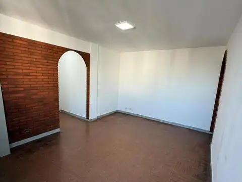 DEPARTAMENTO 4 AMBIENTES