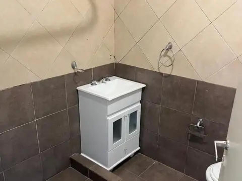 Depto Tipo Casa en Alquiler 45 años