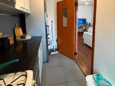 Piso 3 amb. En Barrio Naon en inmejorable ubicacion