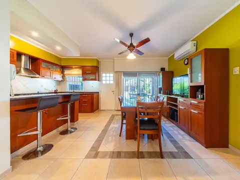 VENTA SALADILLO CASA 3 DORMITORIOS PILETA QUINCHO