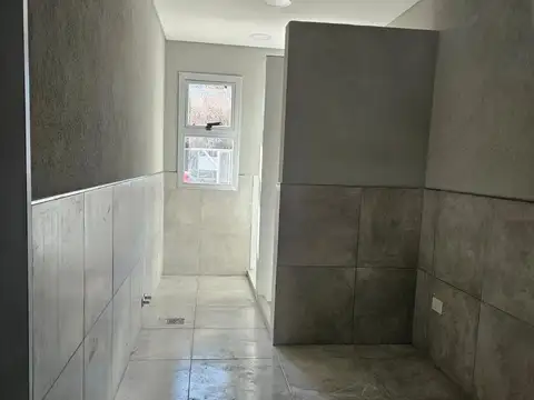 Galpon en Alquiler 70  mts Fondo