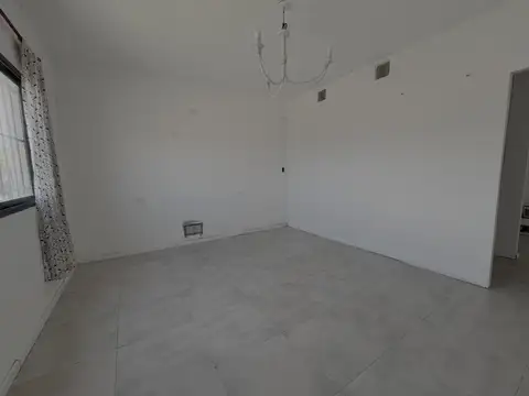 CASA 2 AMBIENTES VENTA BARRIO OASIS DE SAN VICENTE