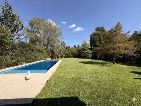 Casa en Venta en Parque Exaltacion, USD 168.000