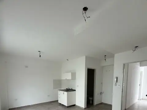 Hipolito Yrigoyen 7700