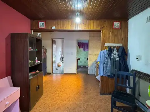 Casa 3 ambientes con 1 baño