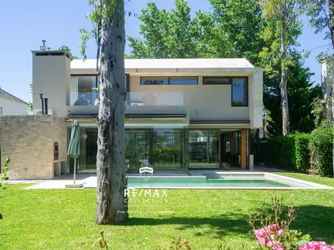 CASA EN ALQUILER SAIN THOMAS ESTE OESTE