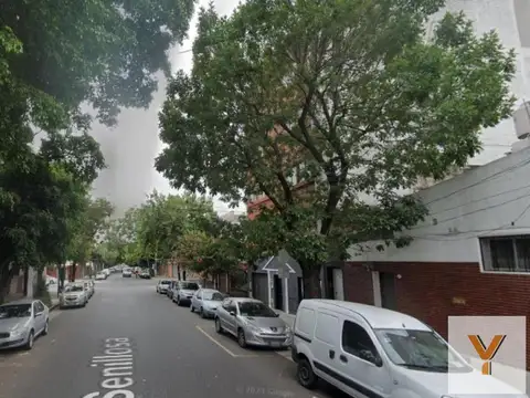 Senillosa e/ Santander y Avelino Díaz