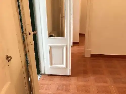 Depto Tipo Casa en Venta en Abasto, USD 140.000