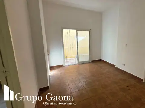 Depto Tipo Casa en Venta en Monte Castro, USD 219.000