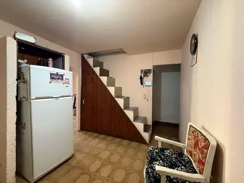 Casa 5 ambientes con 1 baño