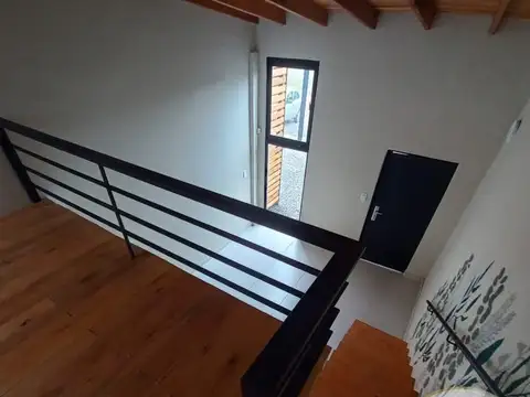 Depto Tipo Casa 2 ambientes con 1 baño