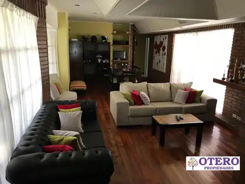 Casa en Alquiler al Sureste