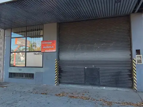 VENTA DE IMPORTANTE GALPÓN CON SALIDA A DOS CALLES 