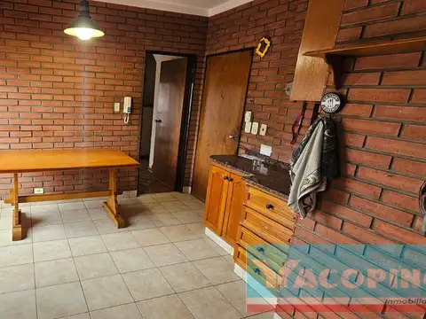 Departamento en Venta con 3 cocheras