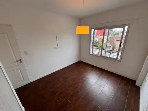 Departamento en Alquiler en Morón, $ 700.000