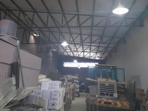 Galpon en Venta en Villa Corina, USD 135.000