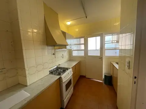 Departamento en Alquiler con 1 cocheras