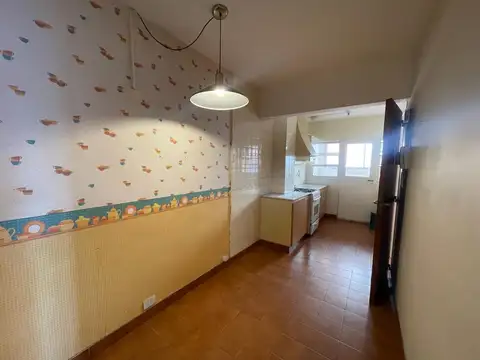 Departamento en Alquiler en Acassuso Vias  /  Santa Fe, $ 1.800.000