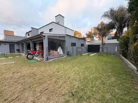 Ignacio Alsina 4100, Piso 0