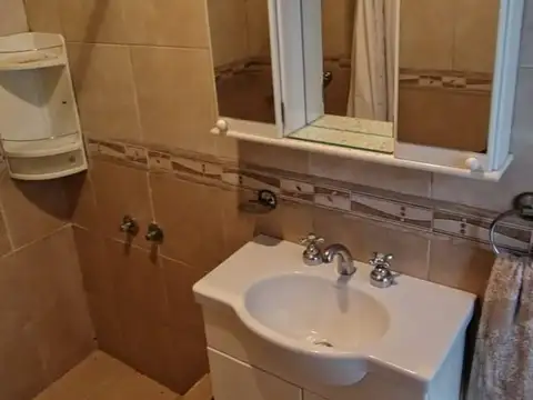 Casa 3 Amb Lote Propio Quincho y Terraza - Ladines Al 2700