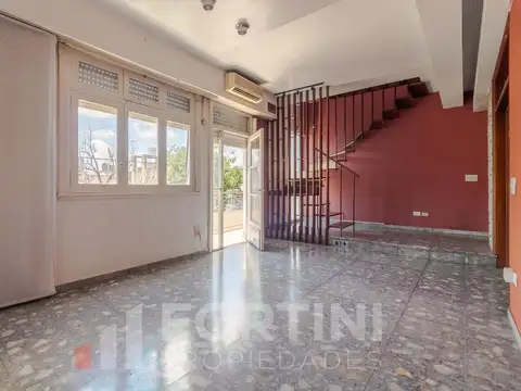 Depto Tipo Casa en Venta de 4 ambientes