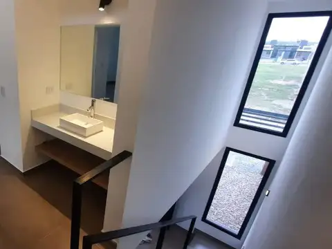 Dúplex 3 Dormitorios 130 m² Docta con Patio Amplio
