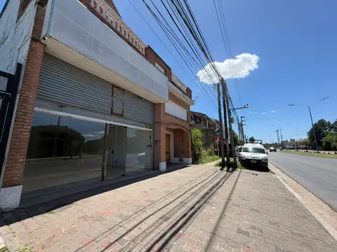 Local sobre Ruta 25 en alquiler - ID 5922