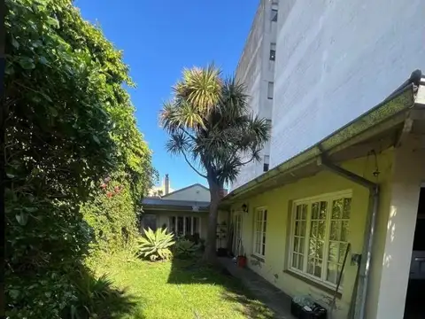 Casa en Venta - 2 Dormitorios 1 Baño - 375mts - Mar Del Plata