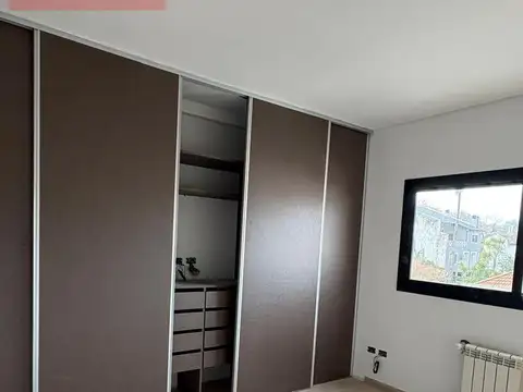 Exclusivas unidades en triplex de categoría a estrenar de 5 ambientes y 200 metros cubiertos.