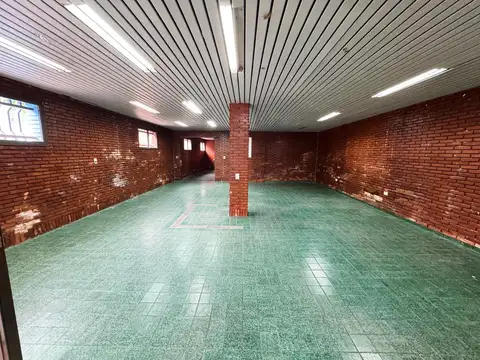 Local en Alquiler en San Fernando Vías  /  Centro, $ 1.700.000