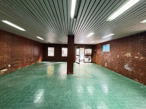 Local en Alquiler en San Fernando Vías  /  Centro, $ 1.700.000