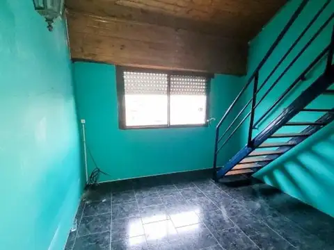 Depto Tipo Casa en Venta con 1 cocheras