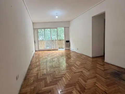 3 Ambientes Frente con Balcon y Patio Cubierto REAL OPORT