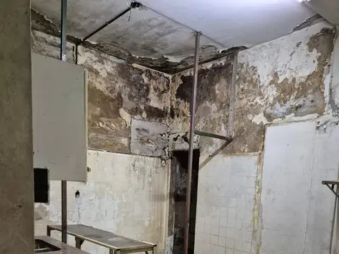 Local en Alquiler Via Púb.