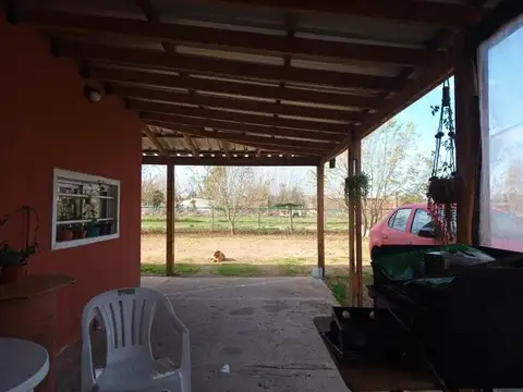 Casa 3 ambientes con 1 baño