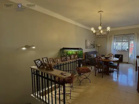 Depto Tipo Casa en Venta de 5 ambientes